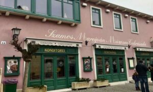 Read more about the article Szentendrei Szamos Marcipán Múzeum és Cukrászda